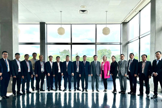 Thúc đẩy cơ hội hợp tác với doanh nghiệp nhà nước Việt Nam về đổi mới sáng tạo, công nghệ mới