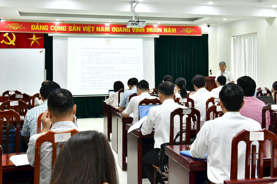 Bồi dưỡng kiến thức kiểm toán về quản lý, sử dụng đất đai và chương trình mục tiêu quốc gia