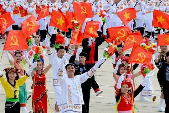 Muốn cách mạng thắng lợi, phải hiệp lực đồng tâm