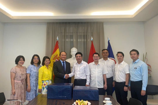 Doanh nghiệp của Ủy ban Quản lý vốn có nhiều cơ hội hợp tác với Tây Ban Nha Doanh nghiệp của Ủy ban Quản lý vốn có nhiều cơ hội hợp tác với Tây Ban Nha