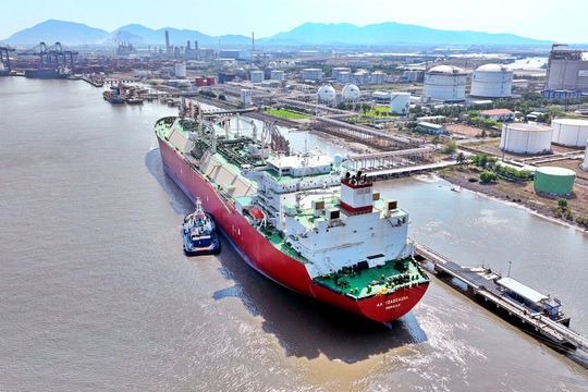 Tháng 9/2024 PV GAS sẵn sàng cấp LNG cho khách hàng công nghiệp tại miền Bắc Tháng 9/2024 PV GAS sẵn sàng cấp LNG cho khách hàng công nghiệp tại miền Bắc