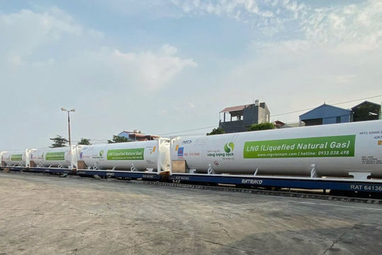 LNG từ Nam ra Bắc, nối tiếp Hành trình năng lượng XANH của PV GAS LNG từ Nam ra Bắc, nối tiếp Hành trình năng lượng XANH của PV GAS
