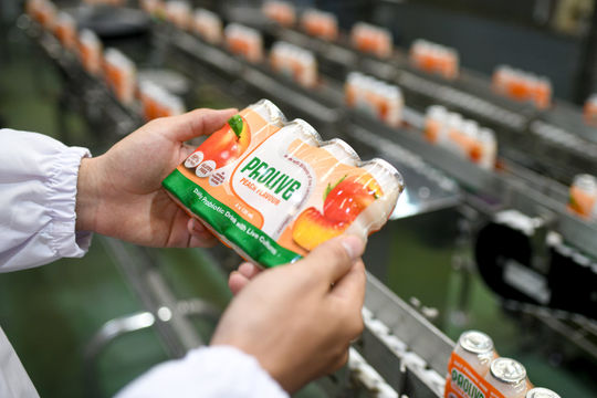 VINAMILK: Xuất khẩu tăng ấn tượng gần 40%, trợ lực nào cho nửa cuối năm? VINAMILK: Xuất khẩu tăng ấn tượng gần 40%, trợ lực nào cho nửa cuối năm?