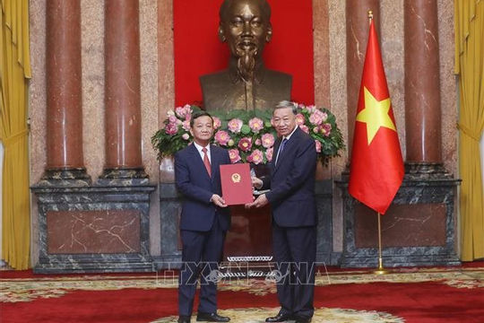 Tổng Bí thư, Chủ tịch nước Tô Lâm trao Quyết định bổ nhiệm Đại sứ Việt Nam tại Lào