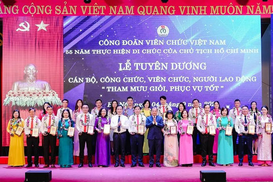Hai cá nhân tiêu biểu của Kiểm toán nhà nước được tôn vinh trong phong trào thi đua “Tham mưu giỏi, phục vụ tốt”