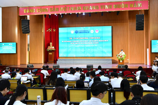 Phát triển kinh tế và kinh doanh bền vững trong điều kiện toàn cầu hóa