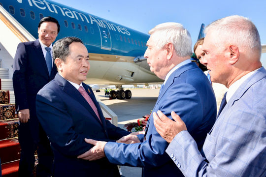 Chủ tịch Quốc hội Trần Thanh Mẫn bắt đầu chuyến thăm chính thức Liên bang Nga