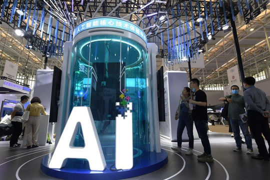 Nhà đầu tư rút vốn khỏi cổ phiếu công nghệ châu Á và các quỹ ETF Bitcoin