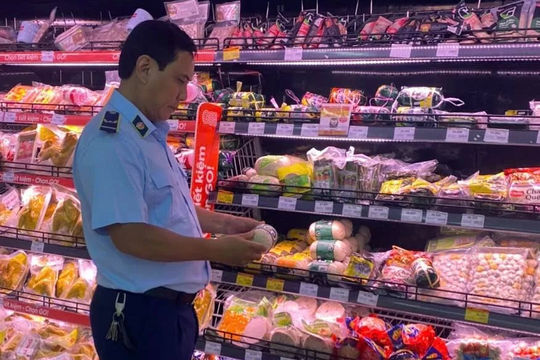 Bộ Công Thương yêu cầu tăng cường kiểm tra, giám sát thị trường sau bão số 3 