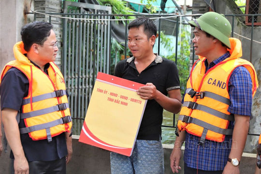 Bắc Ninh: Nỗ lực đảm bảo chăm lo tốt nhất cho sinh hoạt của người dân vùng bão lũ