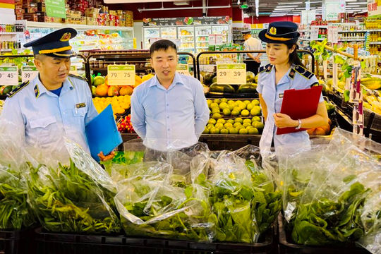 Hà Nội: Hàng hóa bình ổn, giá cả không có nhiều biến động sau bão Yagi 