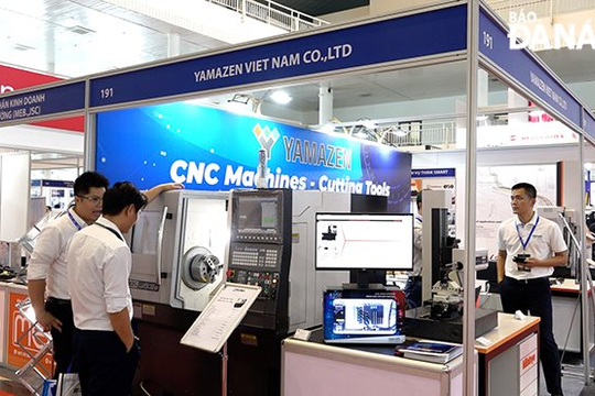 Triển lãm VIMF 2024 thúc đẩy hợp tác và kết nối trong lĩnh vực công nghiệp và chế tạo 