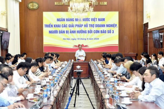 Ngân hàng không quay lưng với doanh nghiệp, người dân gặp khó khăn do bão lũ Ngân hàng không quay lưng với doanh nghiệp, người dân gặp khó khăn do bão lũ