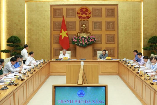 Gỡ vướng các dự án, đất đai để khơi thông nguồn lực cho phát triển