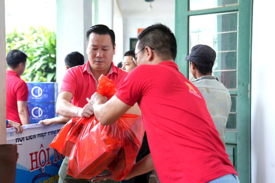 SABECO đồng hành cùng Trung ương Đoàn hỗ trợ các tỉnh phía Bắc khắc phục thiệt hại sau bão YAGI  SABECO đồng hành cùng Trung ương Đoàn hỗ trợ các tỉnh phía Bắc khắc phục thiệt hại sau bão YAGI