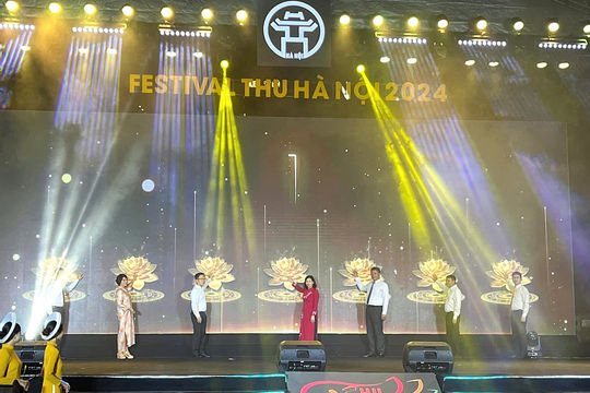 Thu Hà Nội - Mùa thu lịch sử Thu Hà Nội - Mùa thu lịch sử