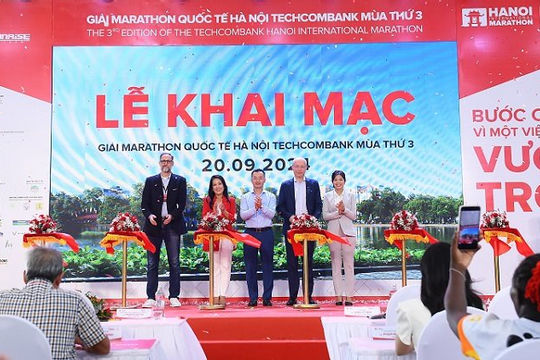 Cùng chạy để lan tỏa ý nghĩa nhân văn, tinh thần gắn kết cộng đồng Cùng chạy để lan tỏa ý nghĩa nhân văn, tinh thần gắn kết cộng đồng