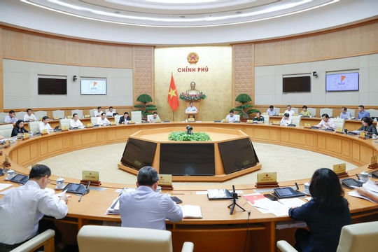 Ưu tiên tối đa thời gian, trí tuệ, nguồn lực để hoàn thiện các dự án luật