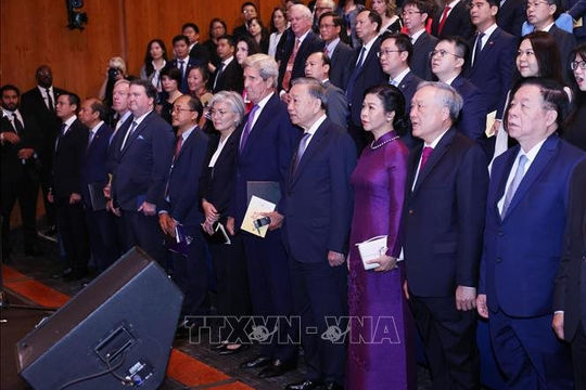 Tổng Bí thư, Chủ tịch nước dự Lễ kỷ niệm 1 năm Đối tác chiến lược toàn diện Việt Nam - Hoa Kỳ Tổng Bí thư, Chủ tịch nước dự Lễ kỷ niệm 1 năm Đối tác chiến lược toàn diện Việt Nam - Hoa Kỳ