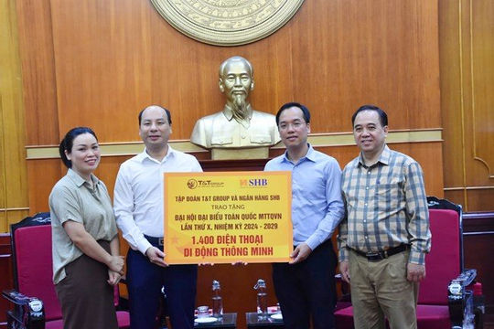 1.400 điện thoại di động thông minh phục vụ Đại hội Mặt trận Tổ quốc Việt Nam lần thứ X 