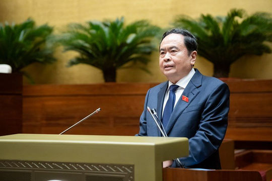 Chủ tịch Quốc hội: Xây dựng thế hệ tương lai đất nước phát triển toàn diện Chủ tịch Quốc hội: Xây dựng thế hệ tương lai đất nước phát triển toàn diện