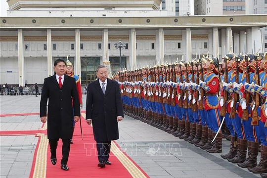 Lễ đón chính thức Tổng Bí thư, Chủ tịch nước Tô Lâm tại Mông Cổ