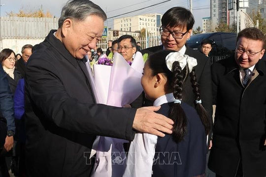 Tổng Bí thư, Chủ tịch nước Tô Lâm thăm Trường mang tên Chủ tịch Hồ Chí Minh tại Mông Cổ Tổng Bí thư, Chủ tịch nước Tô Lâm thăm Trường mang tên Chủ tịch Hồ Chí Minh tại Mông Cổ