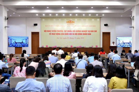 Nâng cao nghiệp vụ báo chí về Quốc hội và Hội đồng nhân dân