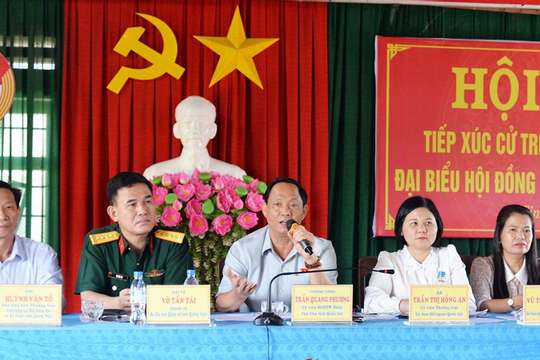 Phó Chủ tịch Quốc hội Trần Quang Phương tiếp xúc cử tri xã Tịnh Khê Phó Chủ tịch Quốc hội Trần Quang Phương tiếp xúc cử tri xã Tịnh Khê