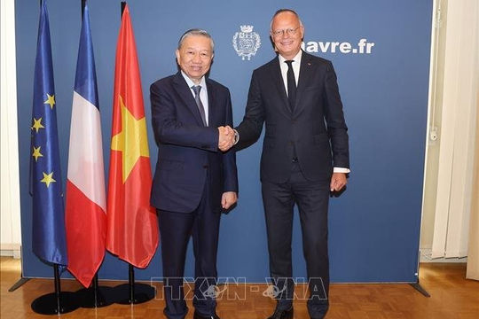 Tổng Bí thư, Chủ tịch nước Tô Lâm gặp làm việc với Thị trưởng thành phố Le Havre Tổng Bí thư, Chủ tịch nước Tô Lâm gặp làm việc với Thị trưởng thành phố Le Havre