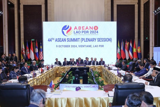 ASEAN tự cường, kết nối và đổi mới sáng tạo để vươn tầm, bứt phá và tiên phong dẫn dắt ASEAN tự cường, kết nối và đổi mới sáng tạo để vươn tầm, bứt phá và tiên phong dẫn dắt
