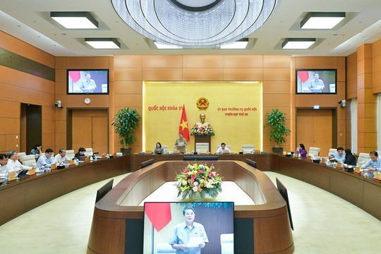 Tăng tính chủ động, trách nhiệm trong quản lý, sử dụng tài sản công Tăng tính chủ động, trách nhiệm trong quản lý, sử dụng tài sản công