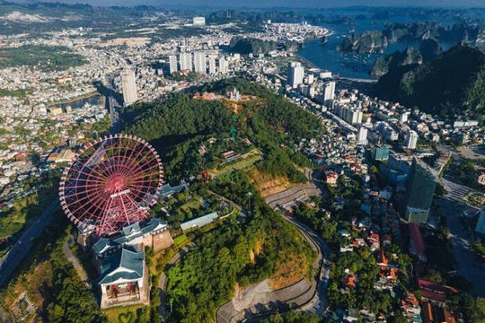 Du lịch Quảng Ninh tiếp tục tăng trưởng trong 9 tháng năm 2024 Du lịch Quảng Ninh tiếp tục tăng trưởng trong 9 tháng năm 2024
