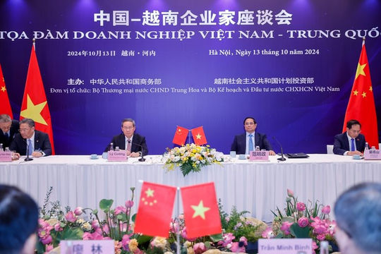 Thủ tướng Phạm Minh Chính và Thủ tướng Lý Cường dự Tọa đàm doanh nghiệp Việt Nam- Trung Quốc Thủ tướng Phạm Minh Chính và Thủ tướng Lý Cường dự Tọa đàm doanh nghiệp Việt Nam- Trung Quốc