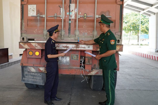 Long An: 9 tháng, tổng kim ngạch xuất nhập khẩu đạt hơn 9.500 triệu USD Long An: 9 tháng, tổng kim ngạch xuất nhập khẩu đạt hơn 9.500 triệu USD