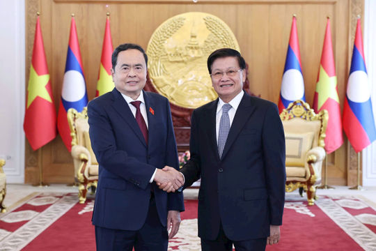 Phát huy cao độ truyền thống hợp tác Việt Nam - Lào gắn bó, tin cậy