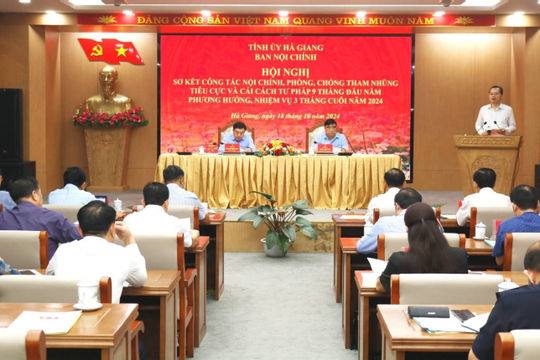 Hà Giang: Tăng cường phòng, chống tham nhũng tiêu cực và cải cách tư pháp Hà Giang: Tăng cường phòng, chống tham nhũng tiêu cực và cải cách tư pháp