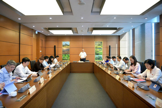 Bảo đảm nguyên tắc cân đối thu - chi Quỹ bảo hiểm y tế Bảo đảm nguyên tắc cân đối thu - chi Quỹ bảo hiểm y tế