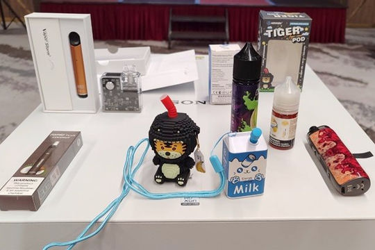 Đề xuất cấm hoàn toàn thuốc lá điện tử, thuốc lá nung nóng