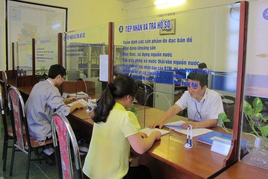 Hải Phòng đẩy mạnh đơn giản hóa giấy tờ khi thực hiện thủ tục hành chính