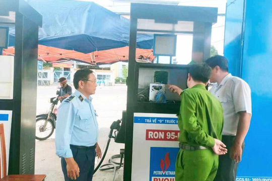 Tăng cường kiểm tra, kiểm soát hoạt động kinh doanh xăng dầu tại các tỉnh phía Nam 