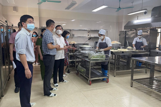 Hà Nội đặt mục tiêu kiểm tra, giám sát an toàn thực phẩm 100% các cơ sở giáo dục 