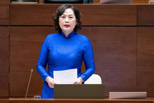 Vì sao Ngân hàng Nhà nước chỉ bán vàng mà không mua? Vì sao Ngân hàng Nhà nước chỉ bán vàng mà không mua?