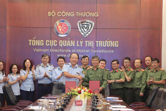 Tổng cục Quản lý thị trường và Cục Công nghiệp An ninh phối hợp chống hàng giả trên thương mại điện tử 