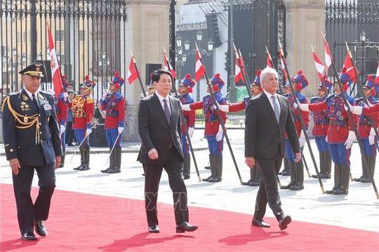 Lễ đón trọng thể Chủ tịch nước Lương Cường thăm chính thức Cộng hòa Peru