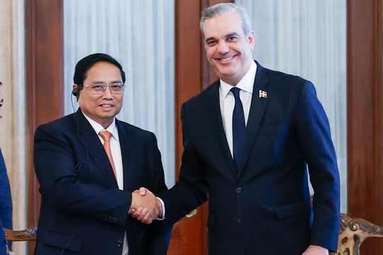 Việt Nam - Dominica nhất trí mở rộng và làm sâu sắc hơn nữa hợp tác song phương trên các lĩnh vực Việt Nam - Dominica nhất trí mở rộng và làm sâu sắc hơn nữa hợp tác song phương trên các lĩnh vực