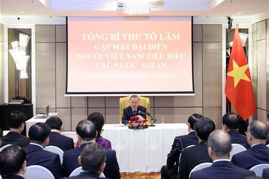 Tổng Bí thư Tô Lâm gặp gỡ đại diện kiều bào tiêu biểu tại các nước ASEAN Tổng Bí thư Tô Lâm gặp gỡ đại diện kiều bào tiêu biểu tại các nước ASEAN