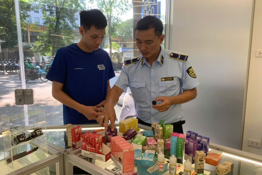 Ban Chỉ đạo 389 Hà Nội: Xử lý 2.012 vụ việc, thu nộp ngân sách 415,4 tỷ đồng trong tháng 11  Ban Chỉ đạo 389 Hà Nội: Xử lý 2.012 vụ việc, thu nộp ngân sách 415,4 tỷ đồng trong tháng 11