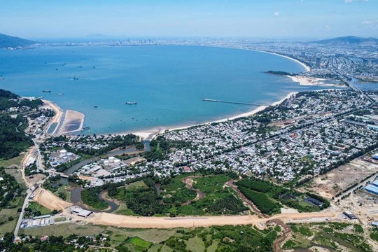 Đà Nẵng: Lựa chọn vị trí xây dựng Khu thương mại tự do  Đà Nẵng: Lựa chọn vị trí xây dựng Khu thương mại tự do