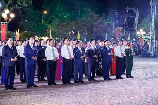 Phát huy mạnh mẽ bản lĩnh, trí tuệ, sức mạnh khối đại đoàn kết toàn dân tộc Việt Nam